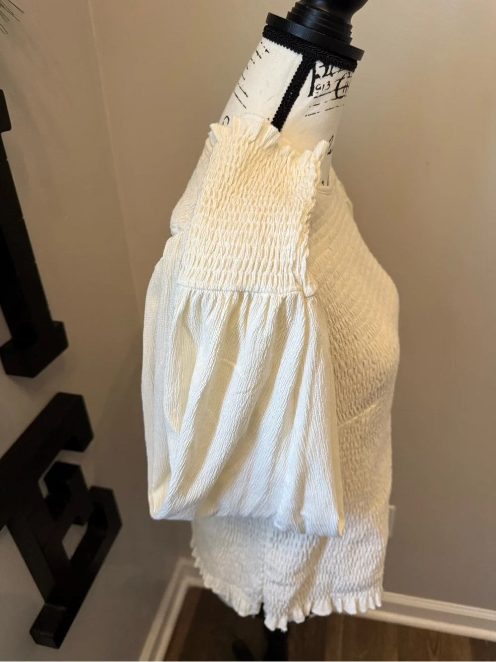 Anthropology XL Cream Smocked Long-Sleeve Women's Top